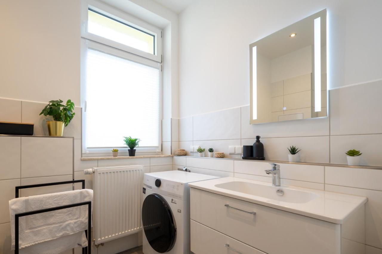Maremar - Design Apartment - Luxus Boxspringbett - Zentral - Kueche - Arbeitsplatz - Highspeed Wlan Гера Екстер'єр фото